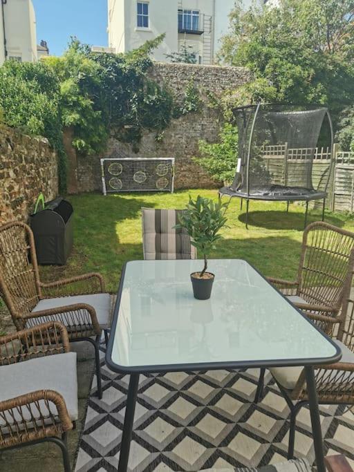 Victorian Flat Close To Station With Large Garden Apartment Brighton Bagian luar foto
